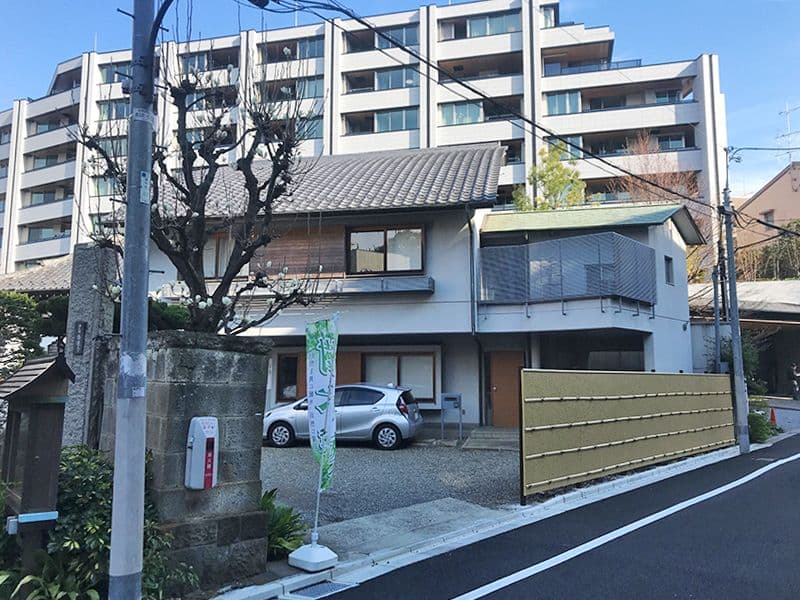 栄古山 香蓮寺