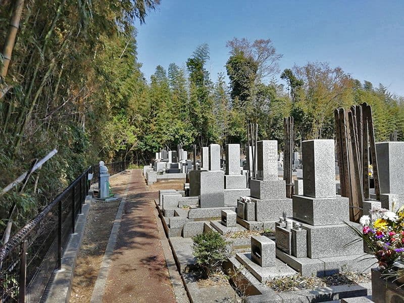 白井平等聖地霊苑