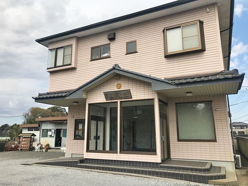 東西寺墓苑