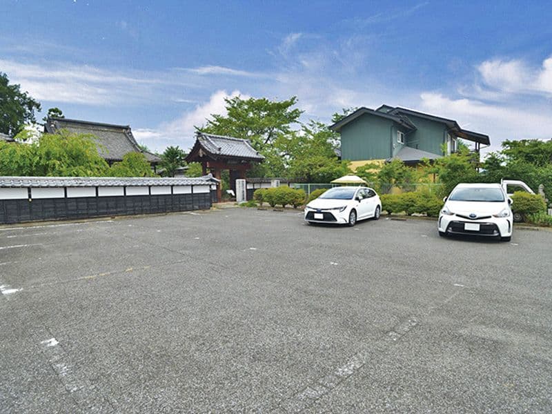 熊谷大樹の里霊園　駐車スペース