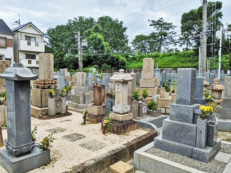 小松墓地