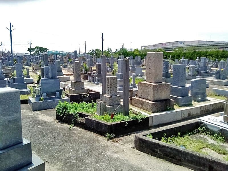 助松墓地