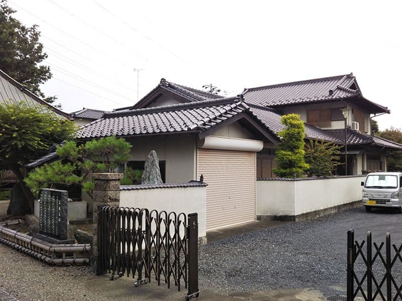 法音寺墓苑