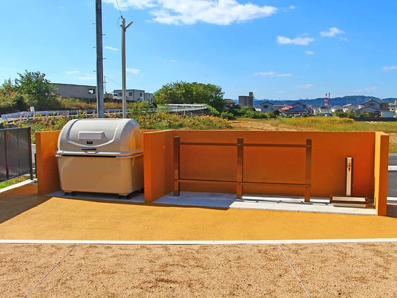 松永東墓苑