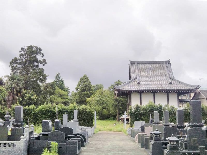 緑泉霊苑