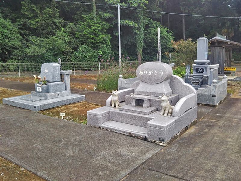 諏訪霊園