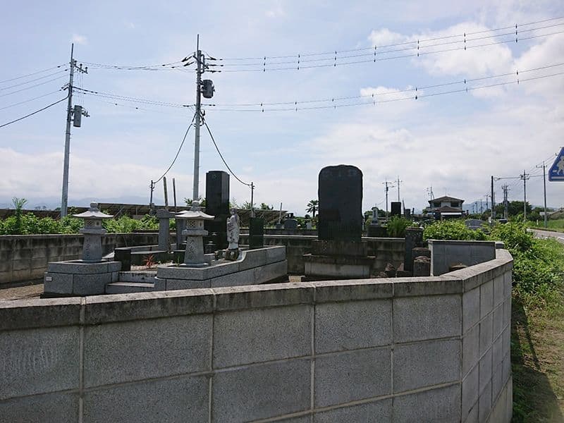 五ヶ西墓地