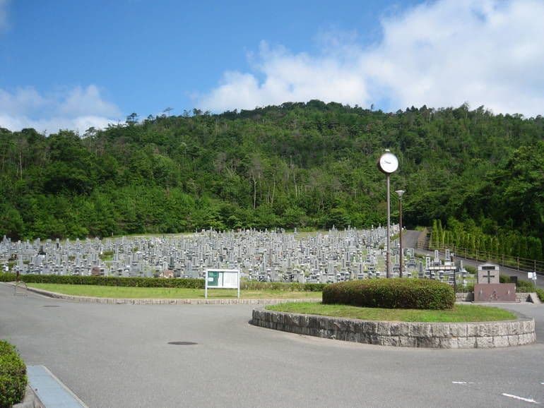 ひがしひろしま墓園