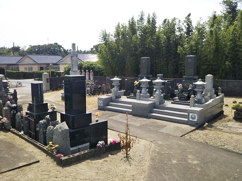 極楽寺霊苑