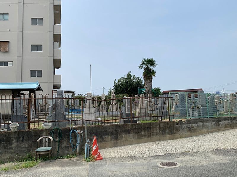川俣墓地