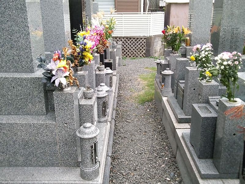 圓成寺墓地