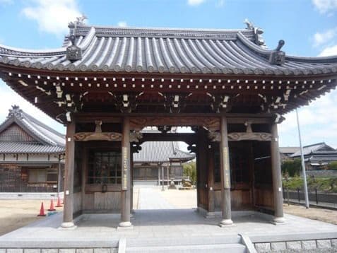 観音寺墓地