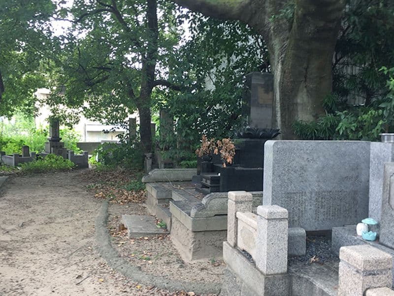 加島西墓地