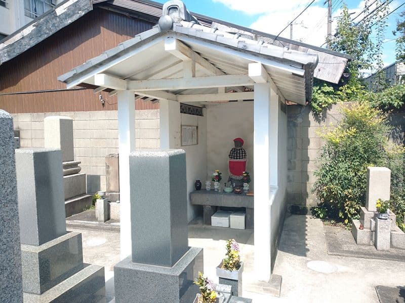 別所墓地