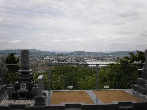 連島霊苑