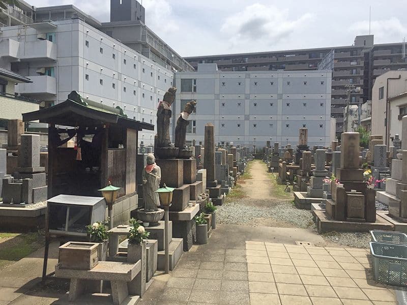 尼崎市杭瀬墓地