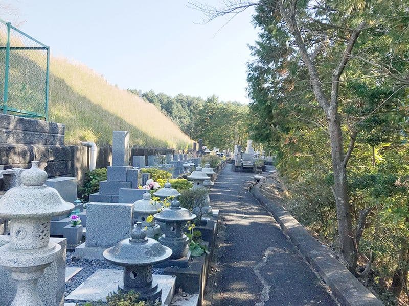 東部墓地公園