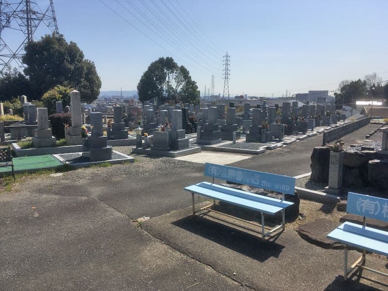 安満共同墓地