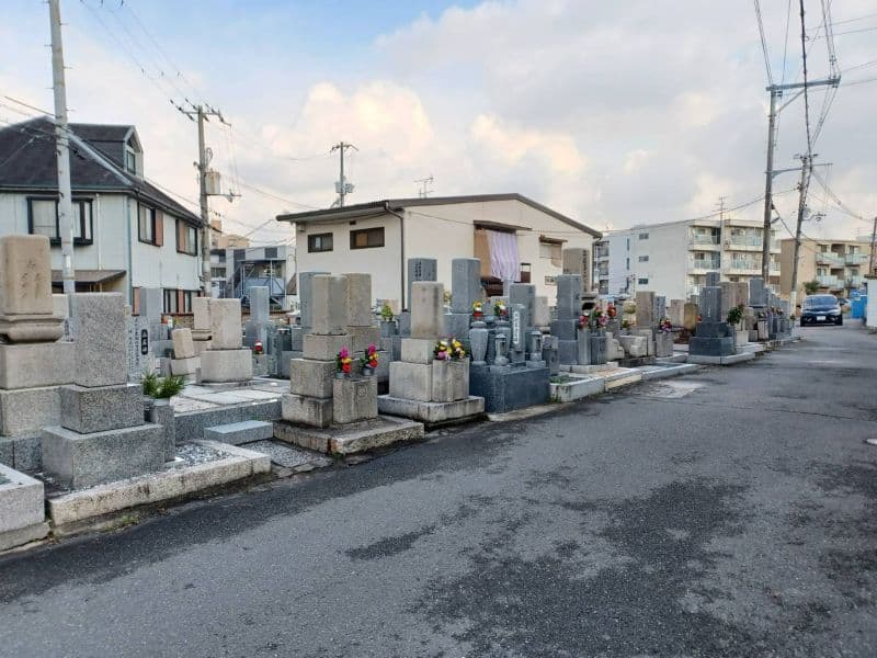 西諸福墓地