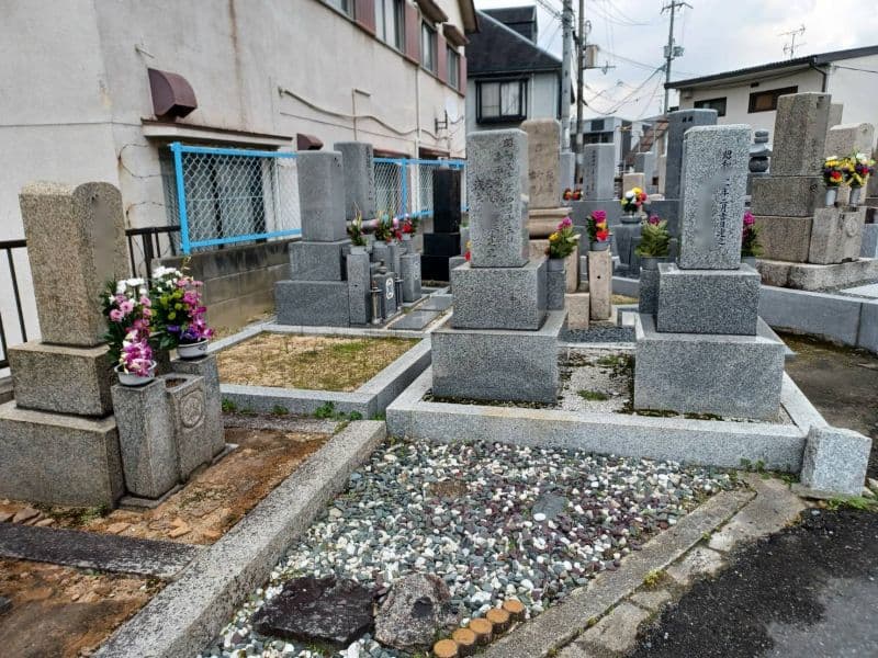 西諸福墓地