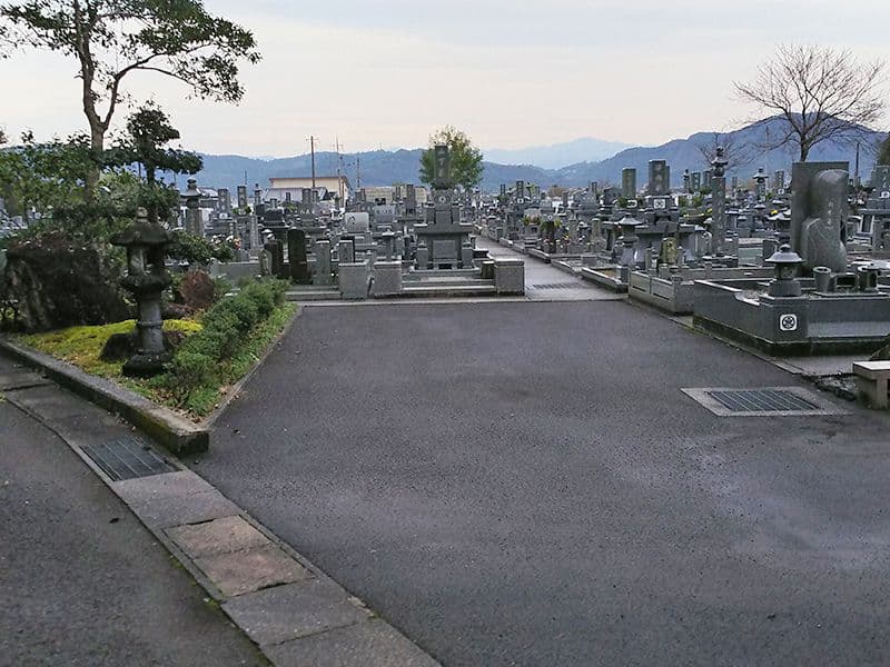 聖域公園墓地