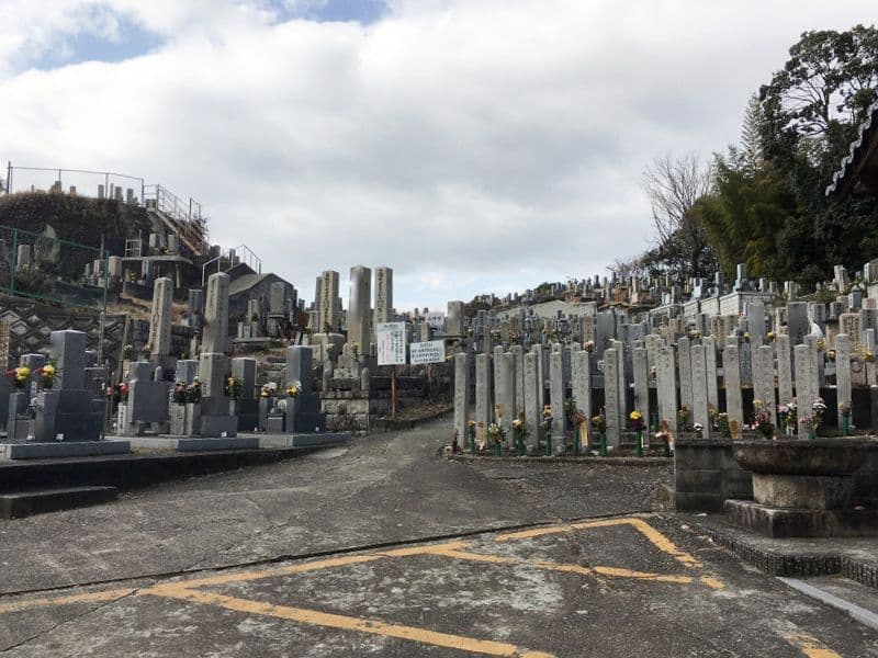 田辺地区墓地