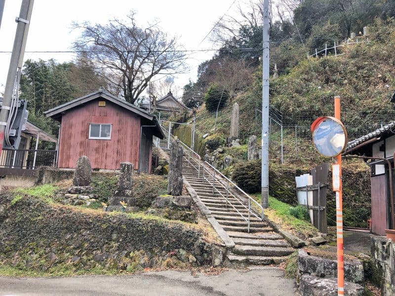 井平尾墓地