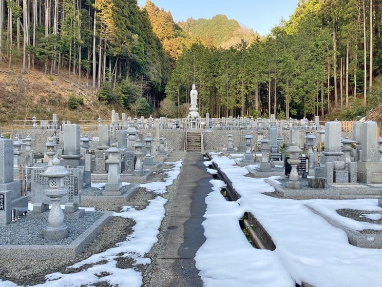 宗見寺霊苑