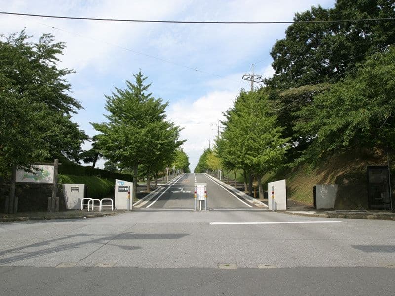市川市霊園の入口