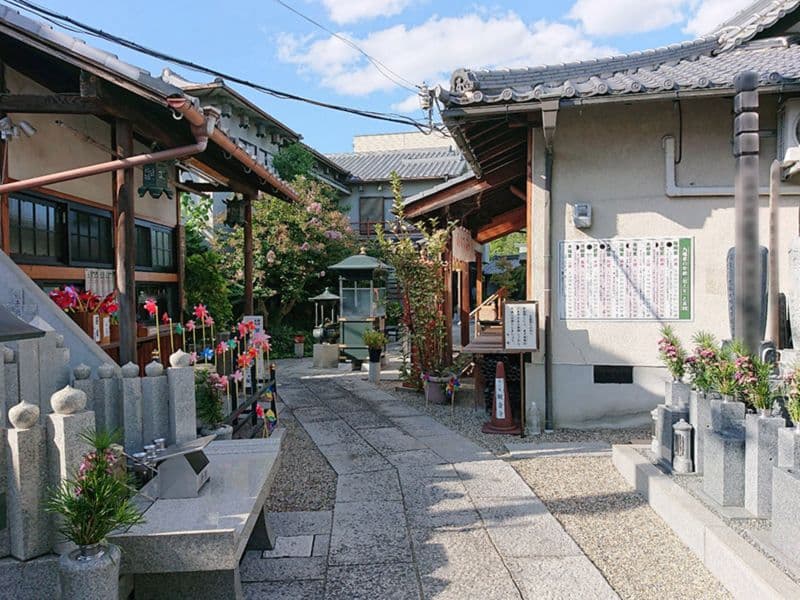 観音寺墓苑