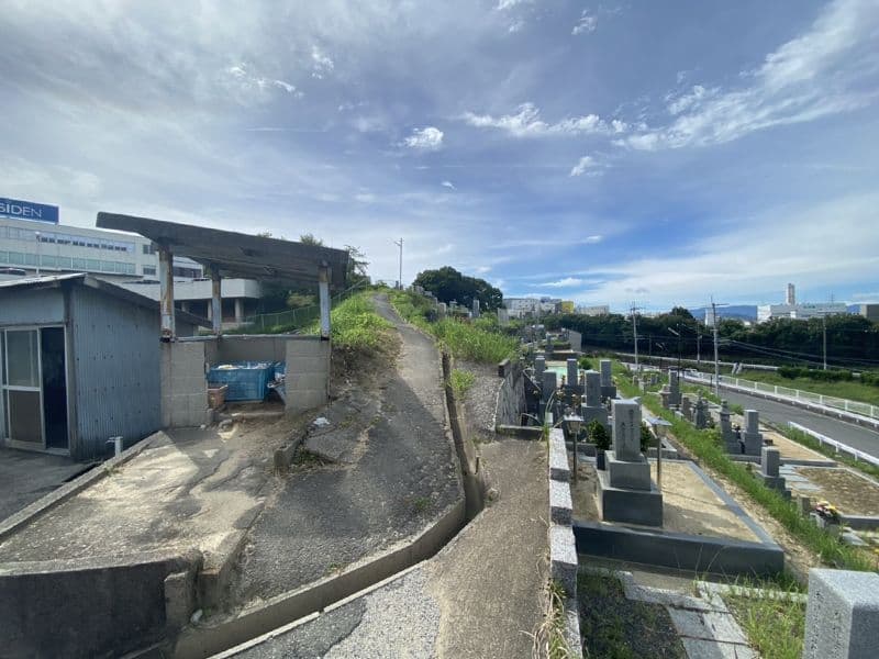 円明町墓地