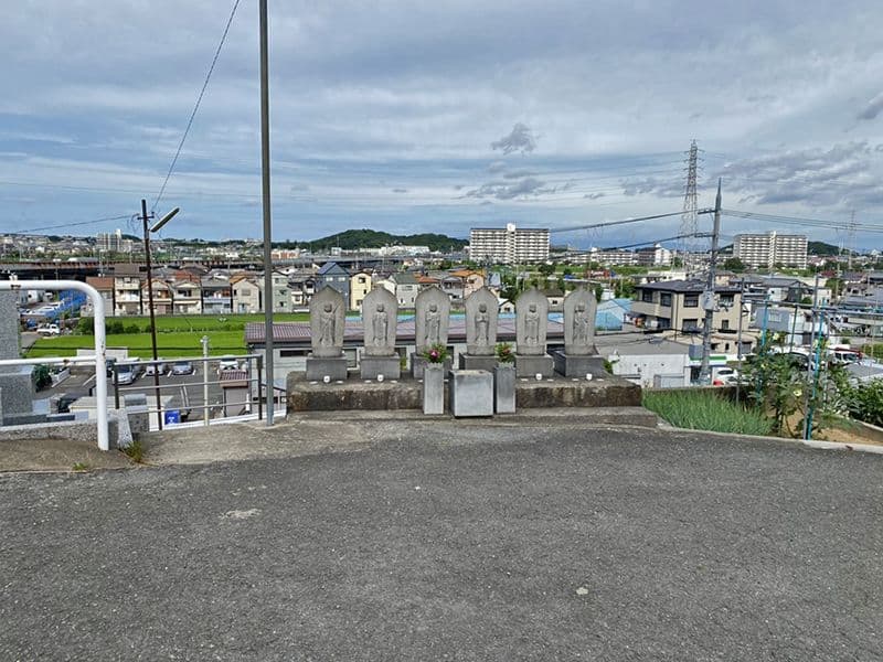 円明町墓地