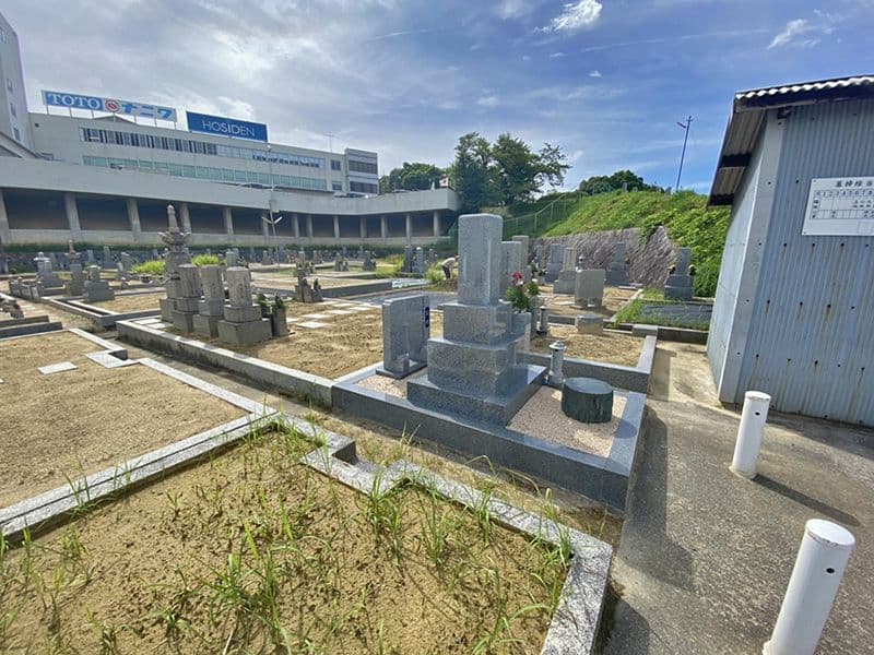 円明町墓地