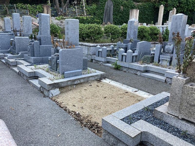 郡家西墓地