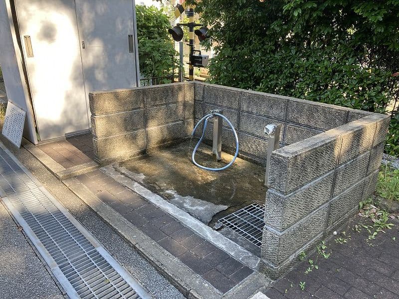 郡家西墓地