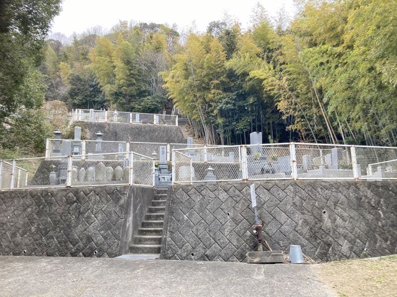 大辻霊園