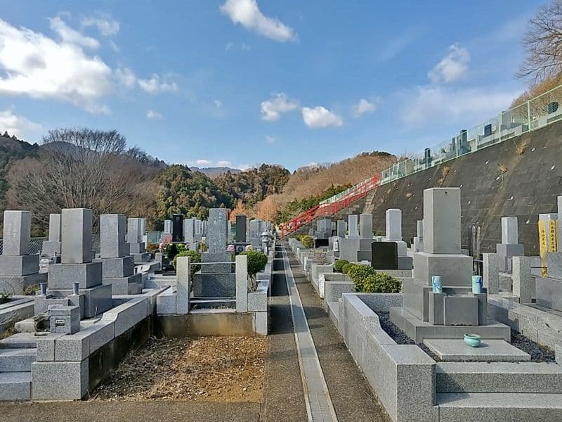 厚木霊園