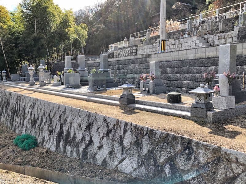 玉野市営 宇藤木カウゲ墓地