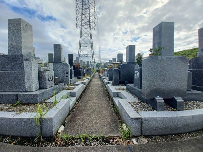 東天川墓地