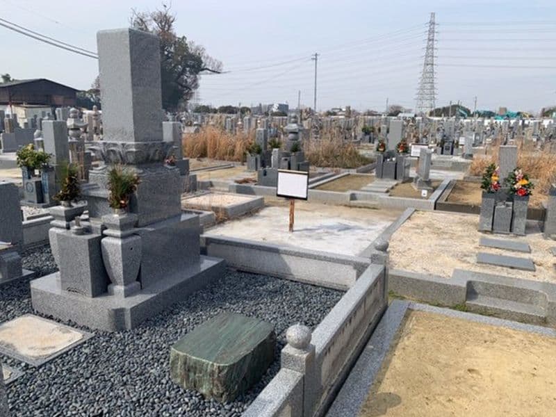 中村共同墓地