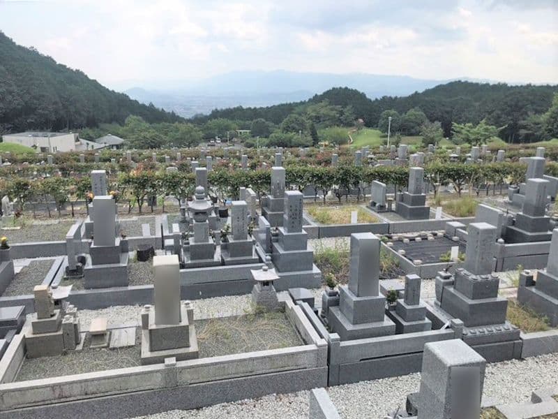 葛城市霊苑