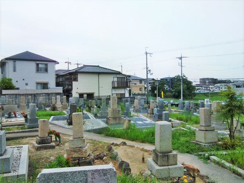 大字稲墓地