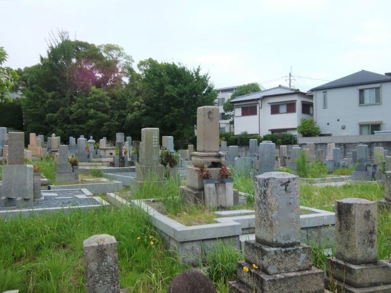 大字稲墓地