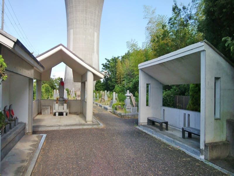 箕面市東霊園