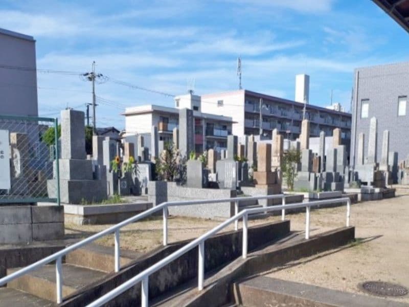 稲葉共同墓地