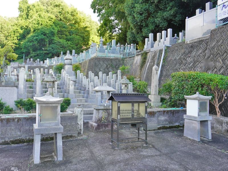 三日市墓地