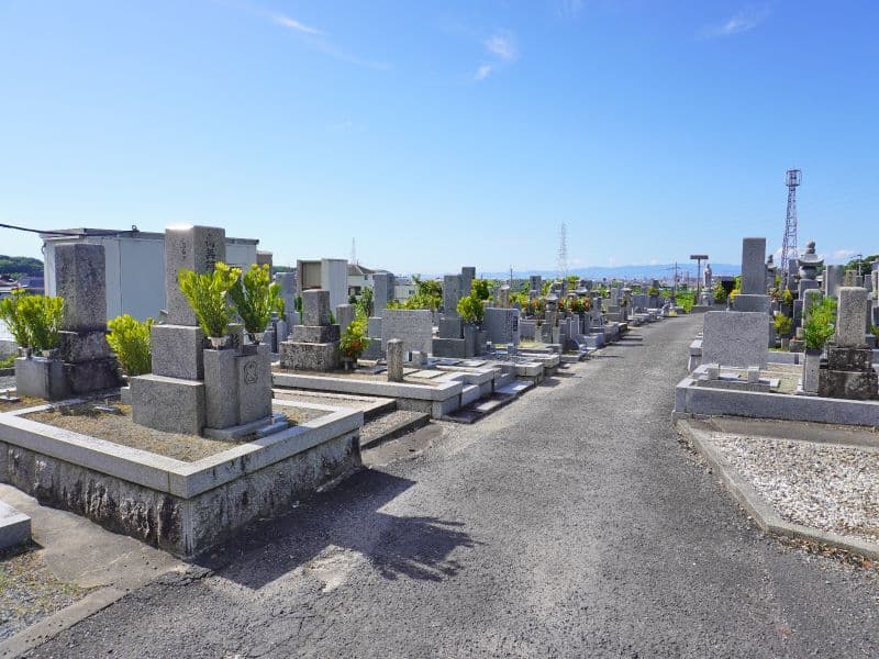 山直中町営 岸和田山直墓地