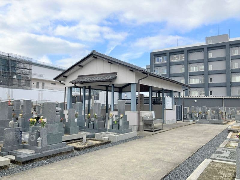 渋川墓地