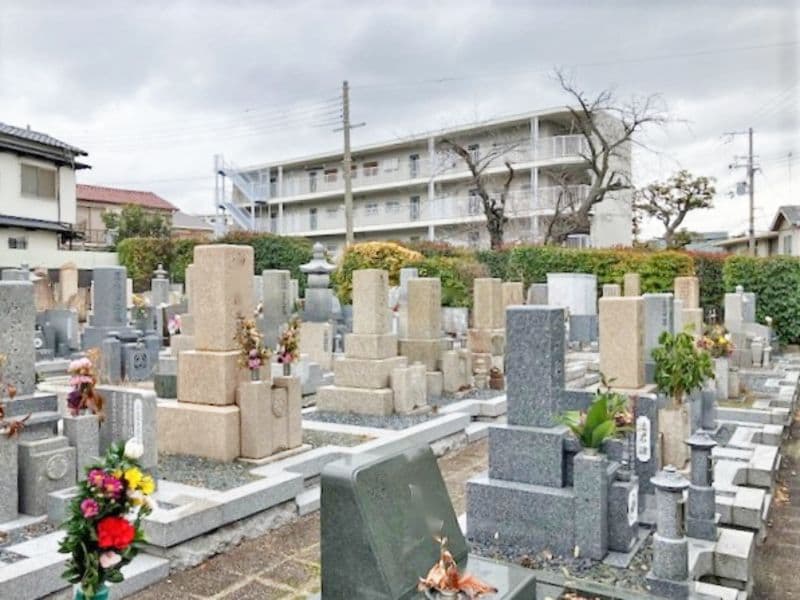 郡家東墓地
