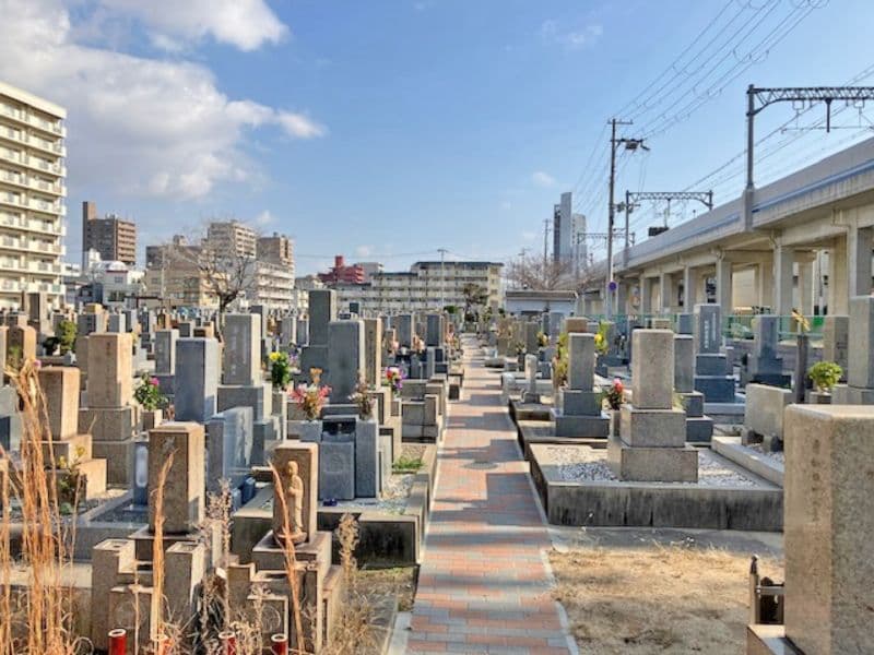 本庄墓地